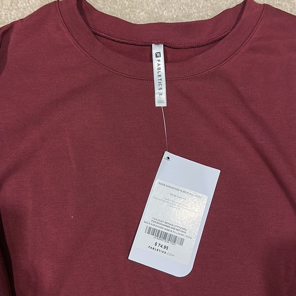 Brand new Sadie scrunched sleeve pullover! - Picture 2 of 3